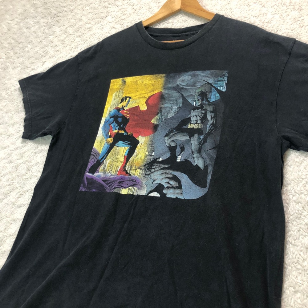 DC Comics Superman Batman Graphic Print T-Shirt‎ Superhero Movie Size XL